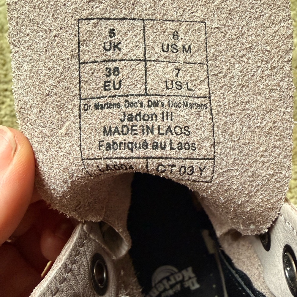 Dr. Martens Jadon lll Pisa Leather Platform Boot in the color Vintage Taupe - Picture 5 of 5